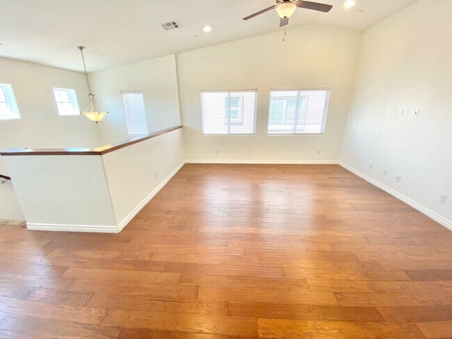 Building Photo - Ultra-Efficient 3 Bed / 2.5 Bath Inspirada Home with Fully Paid-Off Solar Panels!