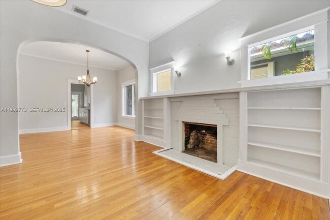 Building Photo - 34 SW 18th Rd