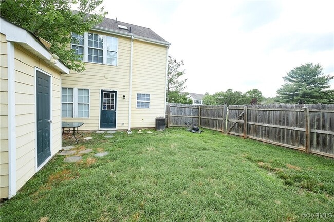 Building Photo - 2926 Mary Beth Ln