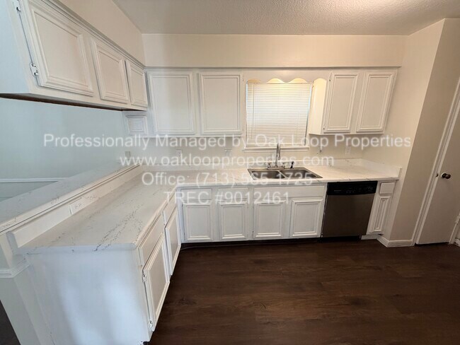 Building Photo - 1367 Gentle Bend Dr