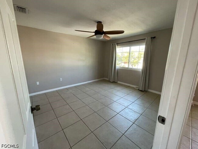 Building Photo - 3421 Winkler Ave