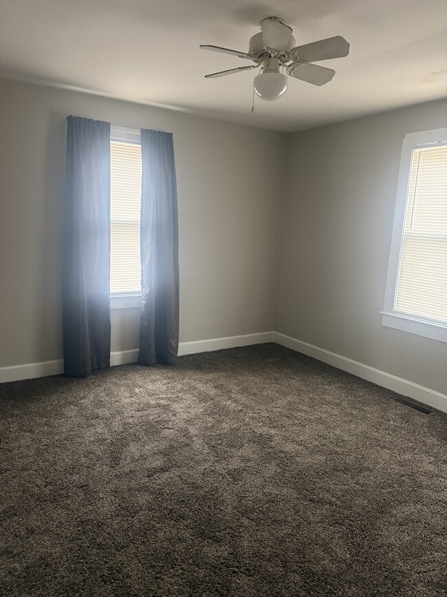 Building Photo - 112 Garfield Ave