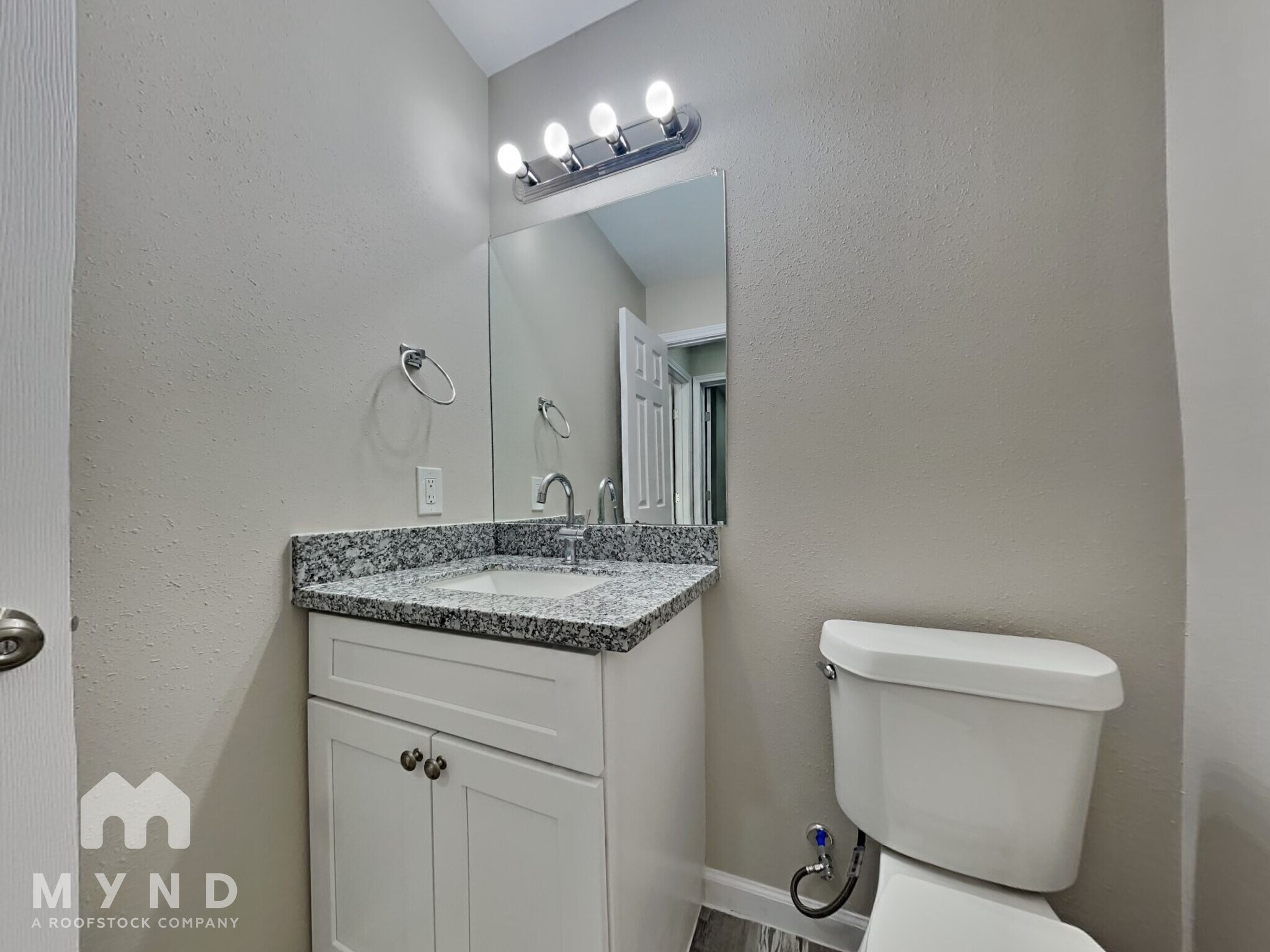 Building Photo - 6015 Barany Ct