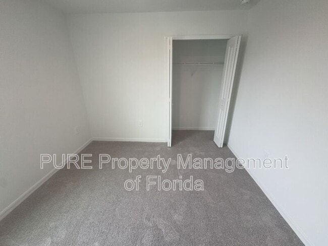 Building Photo - 1304 NW 48th Terrace