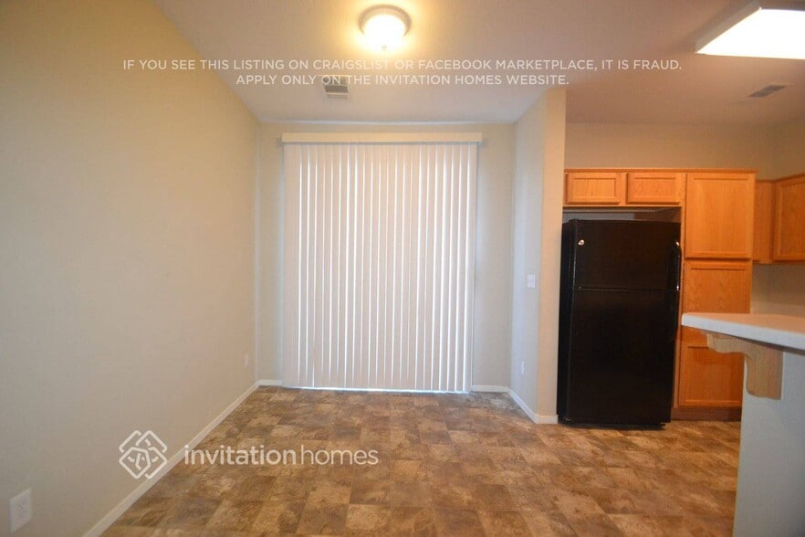 Building Photo - 8840 Crooked Shell Ave