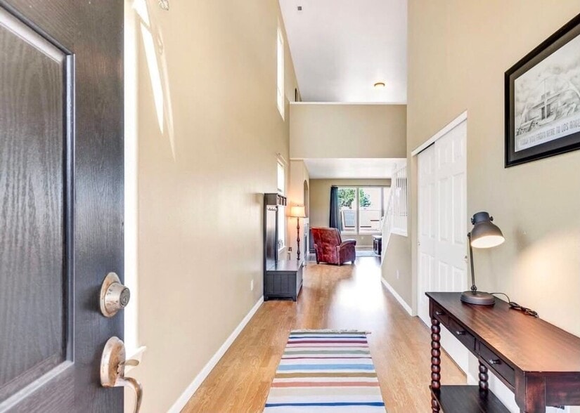 Building Photo - 2089 SW 33rd St