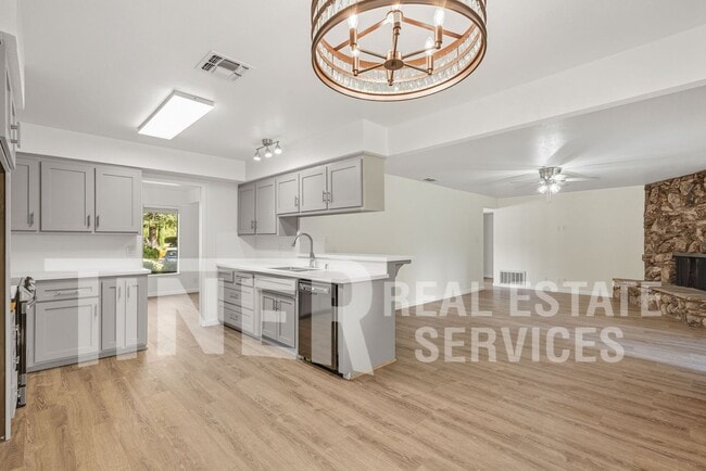 Building Photo - 5100 Turnsberry Ct