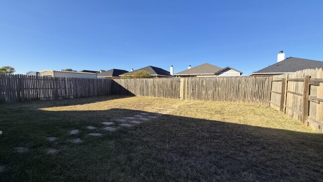 Building Photo - 6546 94th St