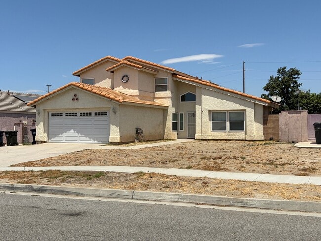 Building Photo - 626 Elise Dr