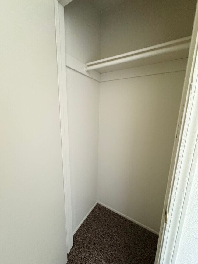 Building Photo - MA348