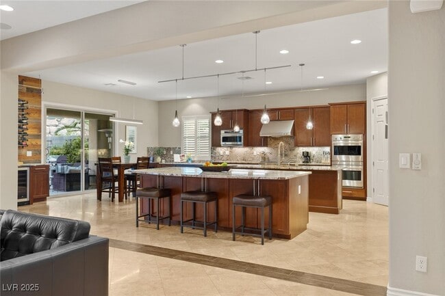 Building Photo - 21 Grand Masters Dr