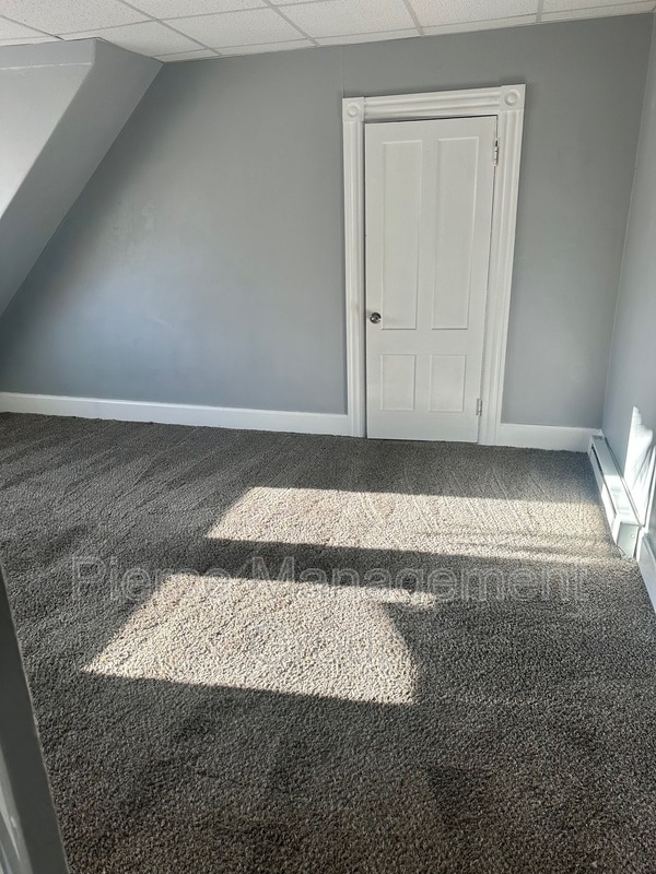 Building Photo - 6 Blake St