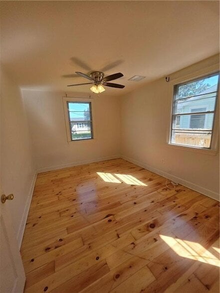 Building Photo - 518 Tucker Ave