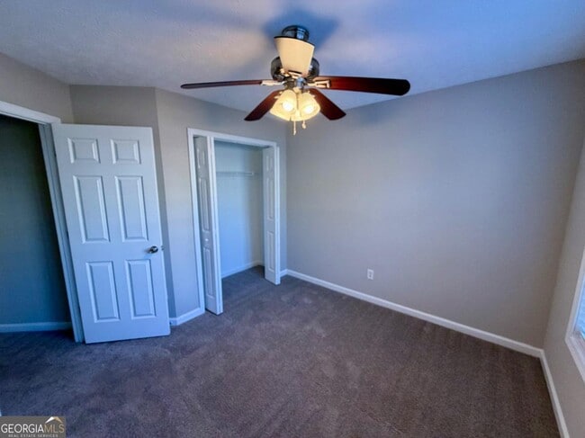 Building Photo - 209 Hunt Club Cir