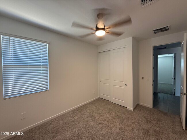 Building Photo - 4182 W Lisa Ln