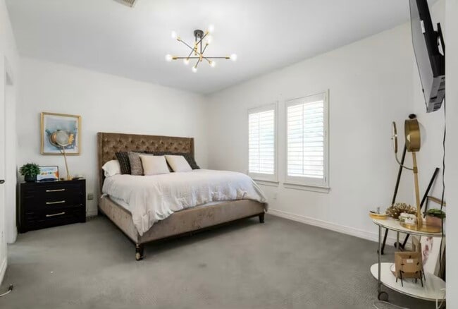 Building Photo - 2133 Bering Dr