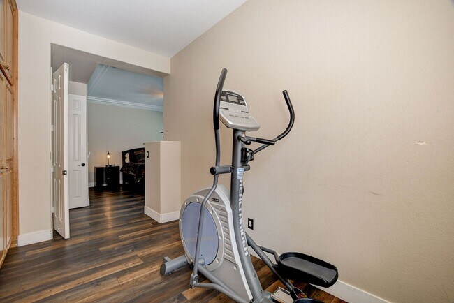 Building Photo - QUALITY FULLY FURNISHED SEVEN HILLS HOME WITH A PRIVATE POOL AND SPA