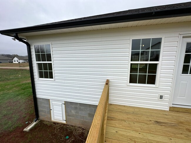 Building Photo - 177 Peregrine Pl