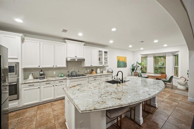 Building Photo - 5527 Mangrove Creek Ln