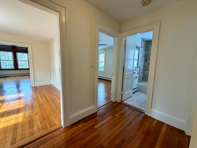 Building Photo - 31 Oakley Rd