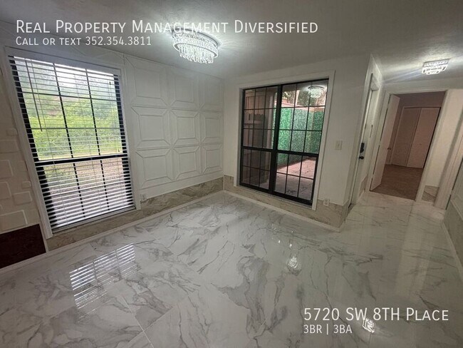 Building Photo - 5720 SW 8th Pl