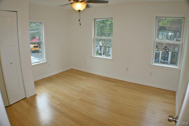 Building Photo - 499 Piermont Ave