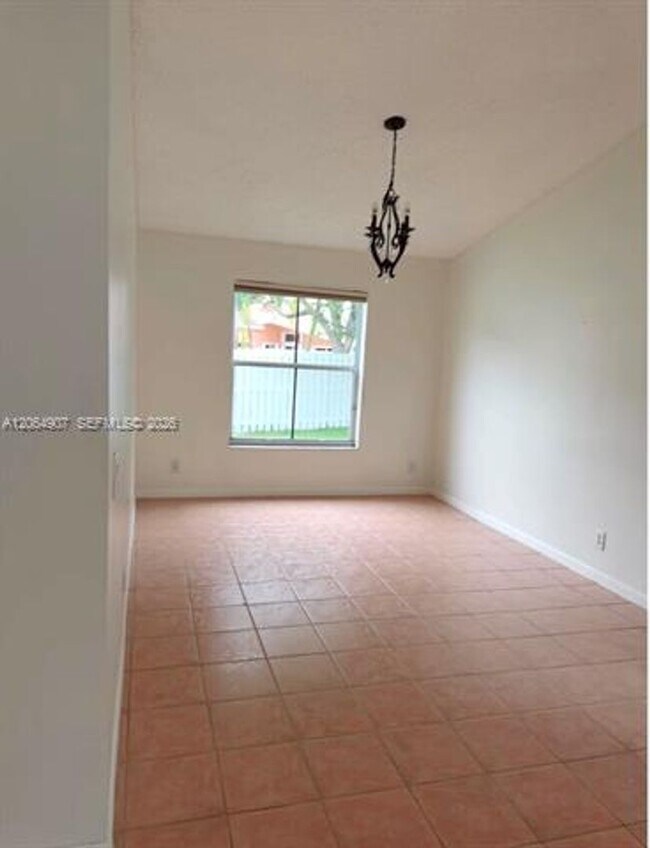 Building Photo - 1064 Cedar Falls Dr