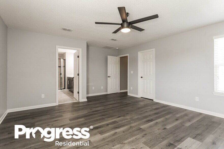 Building Photo - 3059 Holly Grove Lane