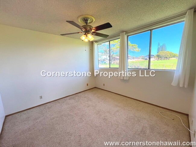 Building Photo - 95-670-670 Hanile St