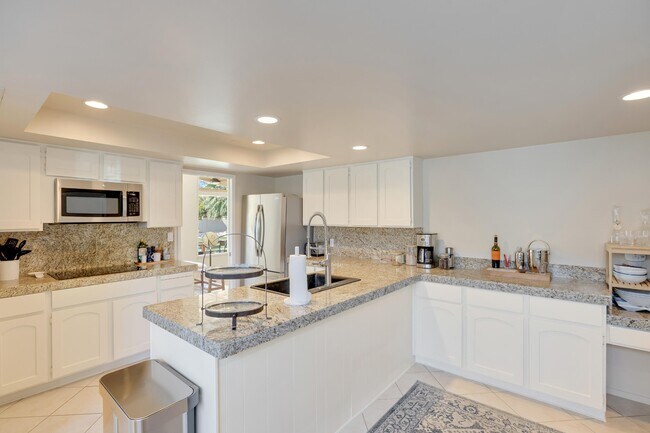 Building Photo - 7441 E Century Dr