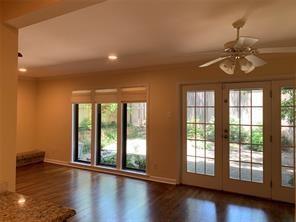 Building Photo - 6949 Helsem Way