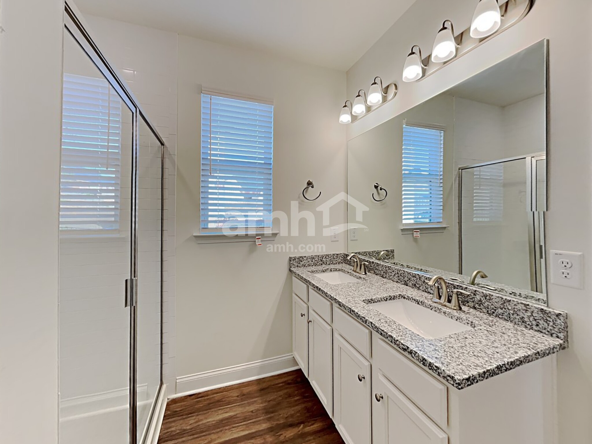 Building Photo - 7049 Creeksong Dr