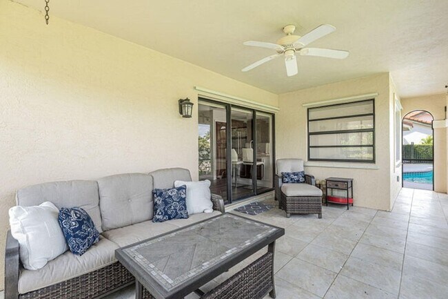 Building Photo - 12715 Kingsway Rd