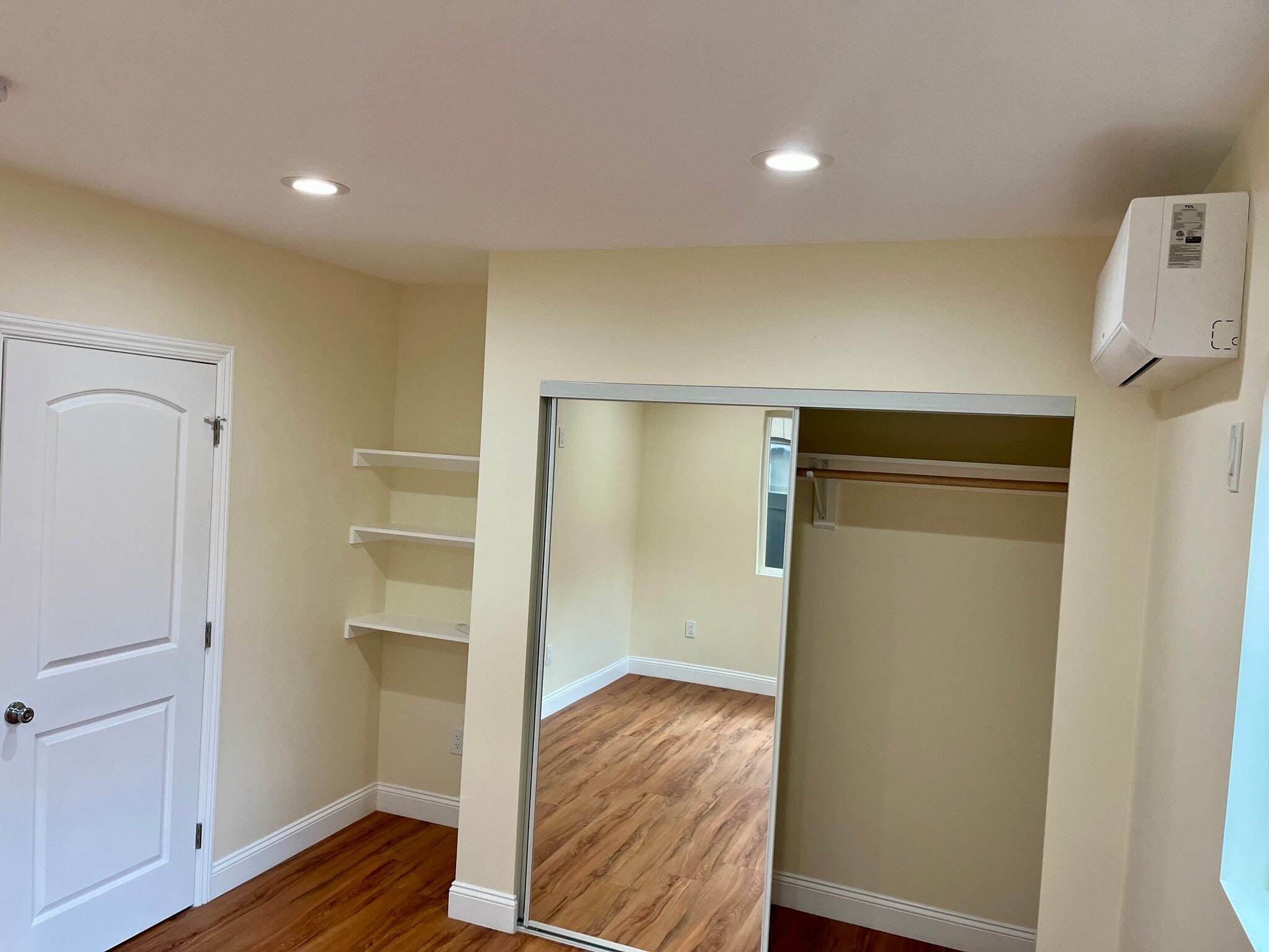 Building Photo - 158 N Canyon Blvd