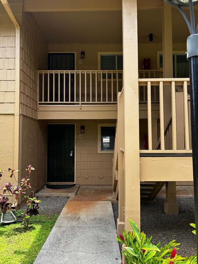 Building Photo - 1203