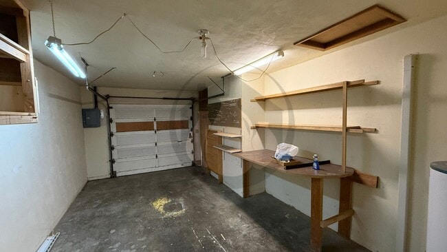 Building Photo - Buckner Duplex #2024-JOC8