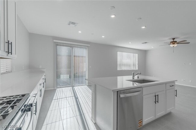 Building Photo - 7845 Wolf Fang Ct