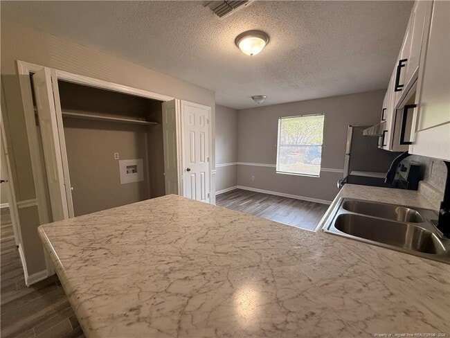 Building Photo - 4061 Professional Dr