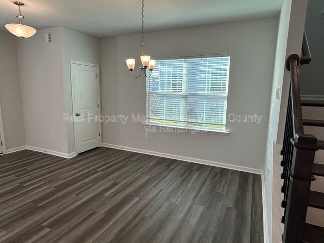 Building Photo - 381 Fosterton Cottage Wy