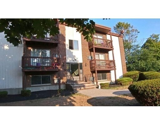 Primary Photo - 707 Bedford St