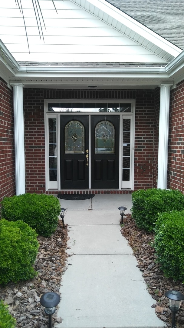 Building Photo - Large Gorgeous Home in Arrowhead