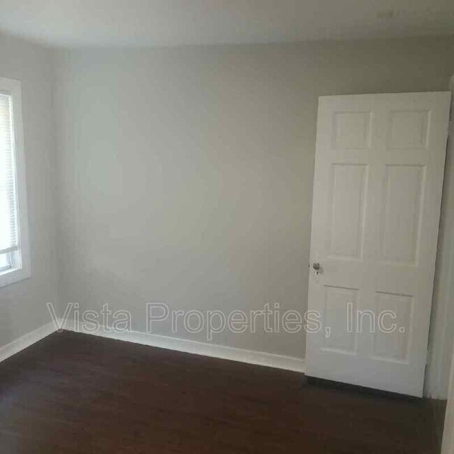 Building Photo - 301 N 41st St