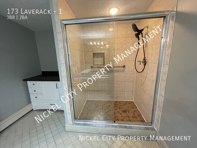 Building Photo - 173 Laverack-1