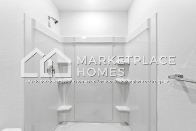 Building Photo - 6609 Dali Bnd