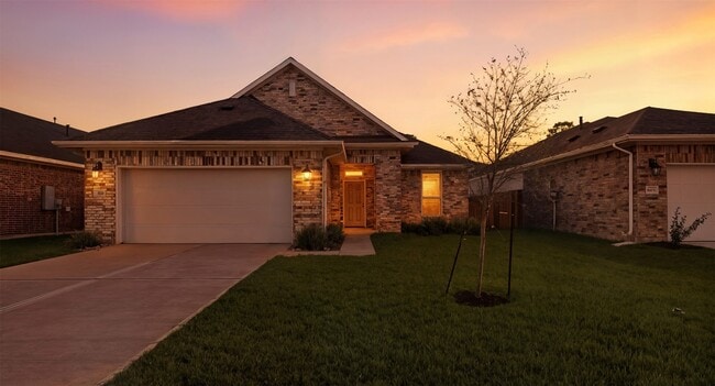 Building Photo - 3918 Sugardale St