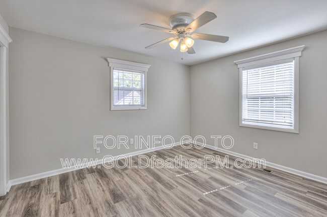 Building Photo - 109 Harrow Ct