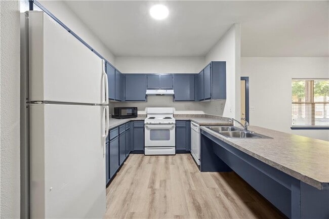 Building Photo - 2619 N Quality Ln