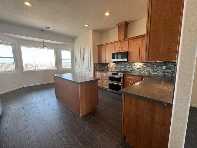 Building Photo - 3040 Fort Mojave Dr