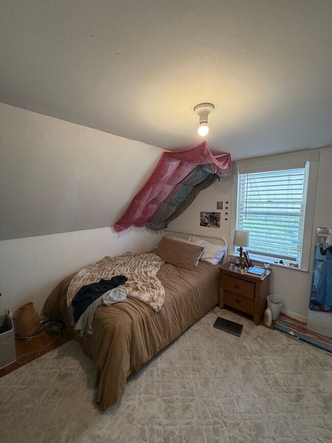 Building Photo - GORGEOUS Salt Lake City Home!!!