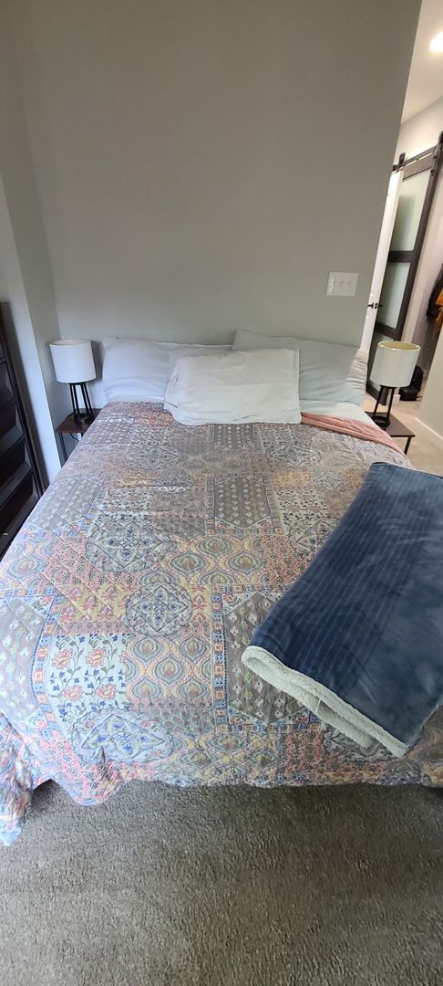 Building Photo - Short-Term Rental - Less than 10mins from ...